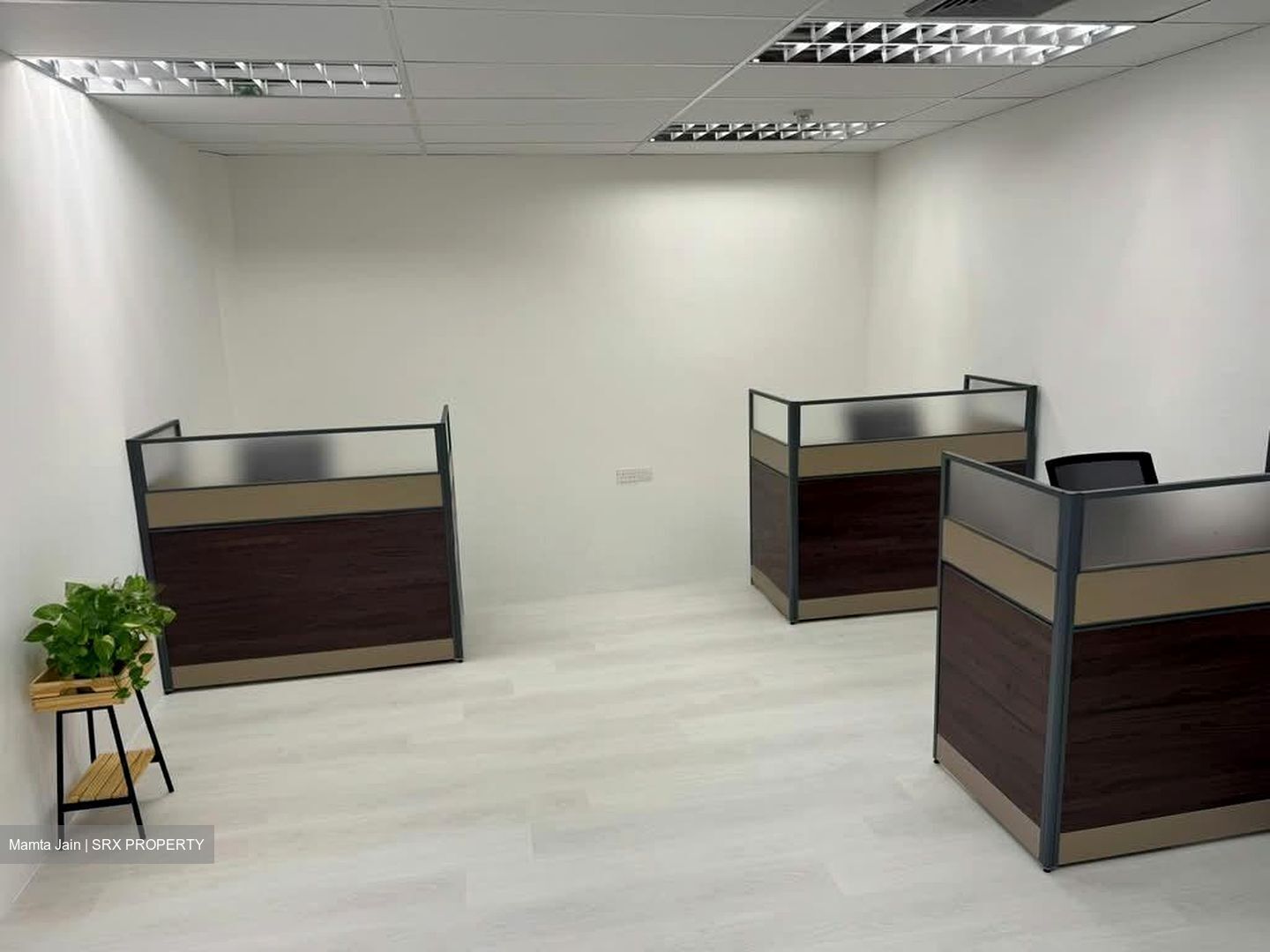 Sim Lim Tower (D8), Office #578518581